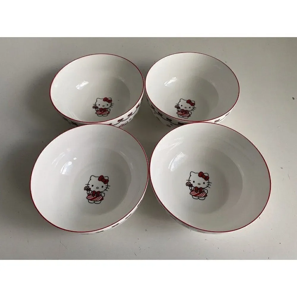 Set Of 4 Sanrio Hello Kitty Ceramic 27 Oz Bowl Christmas Candy Cane‎ Garland NEW